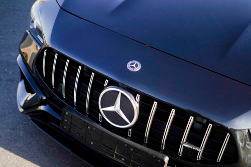 Mercedes Benz CLA250 up CLA45s