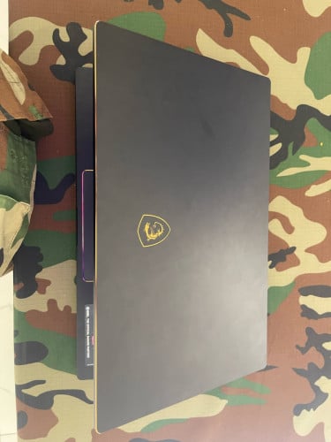 MSI i7 8Th RTX2060 17inch144Hz