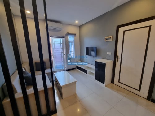N555 | Western 2 Bedrooms Apartment For Rent Near Russian Market Free Wifi