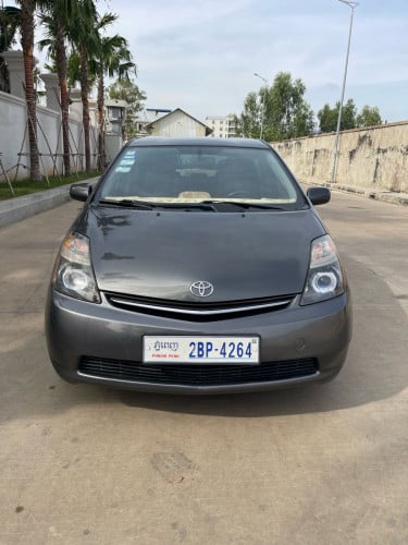 Prius 07 h full ក្នុងឈេីរី​ កម្រាលvip រួច​ ឯកសារម្ចាស់ដេីម​ អាគុយabsនៅល្អ​