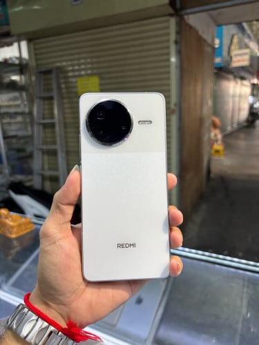 Redmi K80 256G Ram12G Sim2 CH SD8Gen3 ថ្ម6550mph