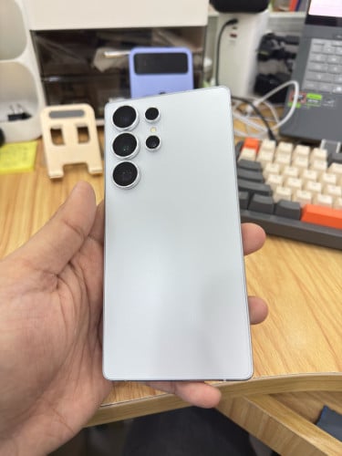 Samsung S25 Ultra-512G (Global Sim2)-900$ (99.99%)ចរចារ​