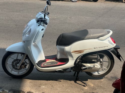 Scoopy021 មានឯកសារត្រឹមត្រូវ