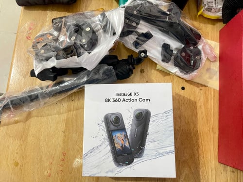 Selling insta 360 X5