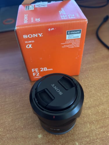 Sony 28 mm f2