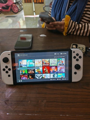 Switch oled 256g jailbreak new 99.99% only machine ទិញមកថ្មីស្អាតខ្លាំង