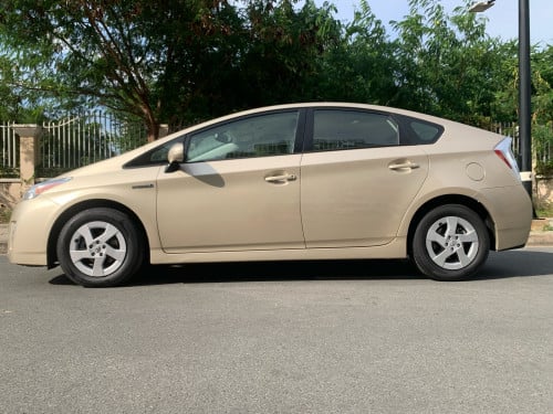 Toyota Prius 2011 Option 4 JBL