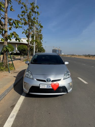 Toyota Prius 2012 Option4ក្នុងស