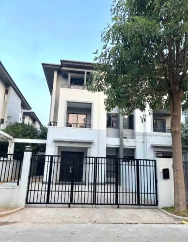 Twin Villa for rent at borey Chipmong