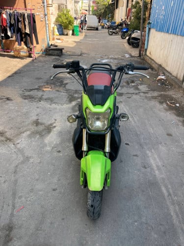 Zoomer សាំងហ្គាពួរកាគ្រី