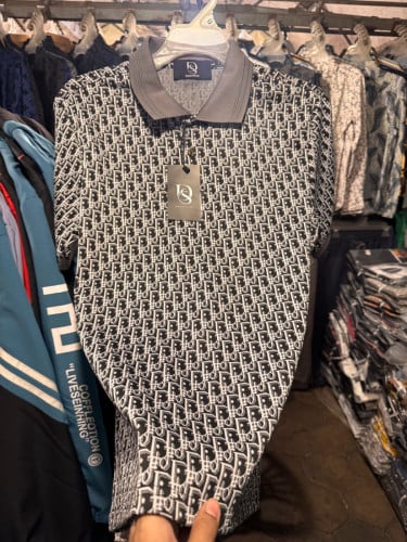 អីវ៉ាន់ថតផ្ទាល់ធានាស្អាតដូចក្នុងរូប។