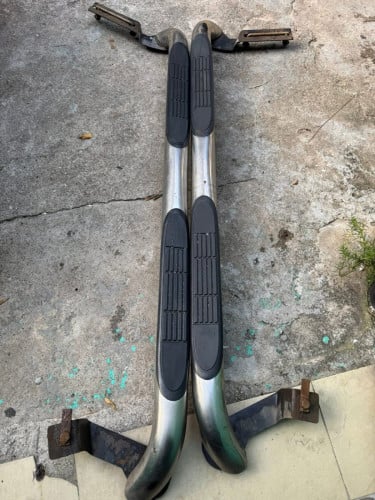 ឈ្នាន់ជើងដាក់ត្រូវច្រើនឡាននៅស្អាត