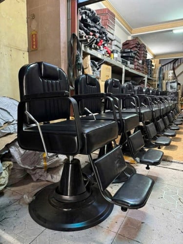 ជ្រើសរើសជាងកាត់សក់បុរស នឹងសាឡន