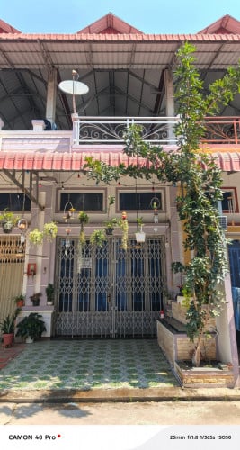 ផ្ទះលក់បន្ទាន់​ ក្នុងបុរីហុកឆេង​ ជិតស្ពានដែកចំការដូង (ចរចារ)