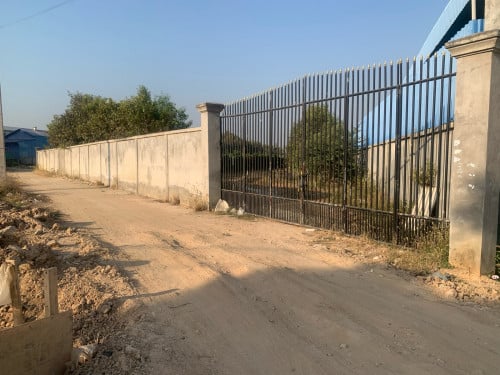 ដីលក់ នៅឃ្មួញ