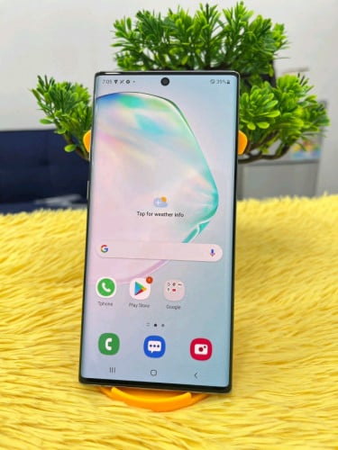 ដាច់លុយ