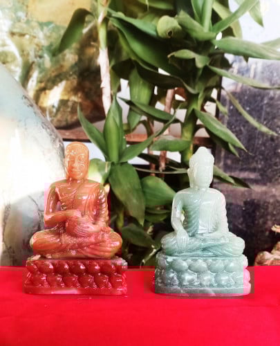 ព្រះផ្ចាញ់មា ថ្មហ្គិច ព្រះសីវលី ថ្មក្រមួន ភ្នែន5ហុន កម្ពស់8ហុនកន្លះ