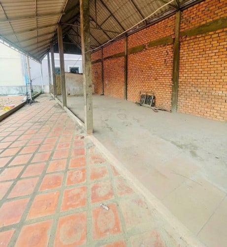 • ផ្ទះសម្រាប់លក់• ទំហំផ្ទះ   7m x 20m• ទំហំប្លង់សរុប (93m2)• តំលៃ​:    1xx,xxx$•  មានចំណូល 400$/ខែ