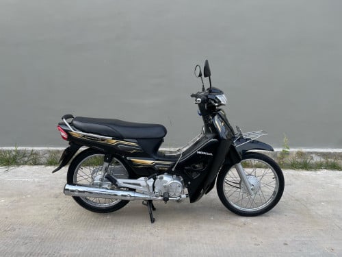 លក់Honda Dream 2022សាណុំម៉ាសុីតាន់