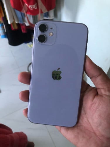 លក់ប្រញ៉ាប់លុយ iPhone 11 សាណុំសុីន ណែន ថតក្នុងទឹកបាន អត់មានបែក  ស្កេន