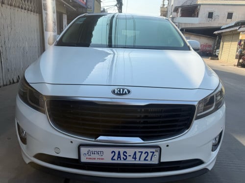 ឡានលក់KIA KANIVAL 2018 ម៉ាហ្សូត