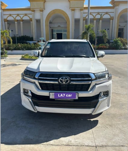 រថយន្ត LAND CRUISER 2009 up 2021សម្រាប់ជួល   (ជួល 租)ជួលជាថ្ងៃនឹងជាខែបេីកបរដោយខ្លួនឯង 日租或月租