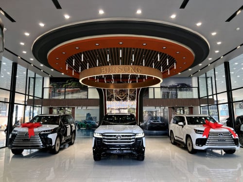 លក់ Land Cruiser VXR TwinTurbo 2026