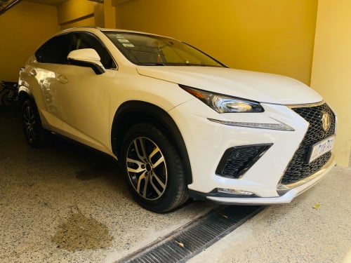 លក់ឡាន Lexus NX 200t