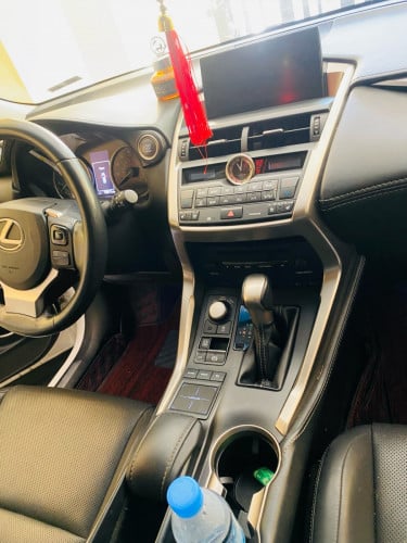 លក់ឡាន Lexus NX 200t