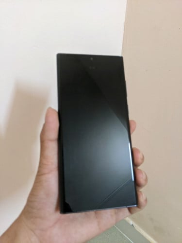 អេក្រងសុីនជាប់តួ S22 ultraលក 39$