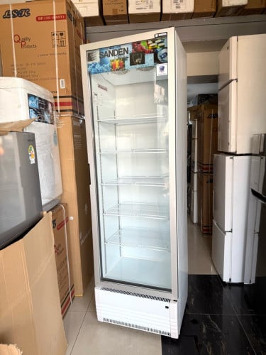 ទូក្លាសេ Sanden inverter កម្ពស់ ២ម៉ មួយទឹកស្អាត 95% សំនុំសុីន