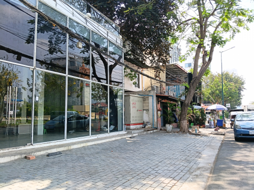 ផ្ទះអាជីវកម្មសម្រាប់ជួល - shop house for rent