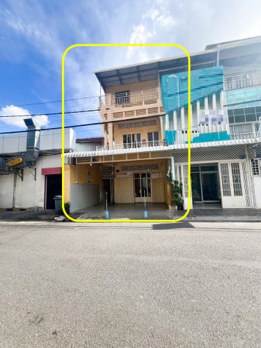 ផ្ទះអាជីវកម្មសម្រាប់ជួលនៅបឹងកេងកង | Shophouse for rent at Bueng Keng kang