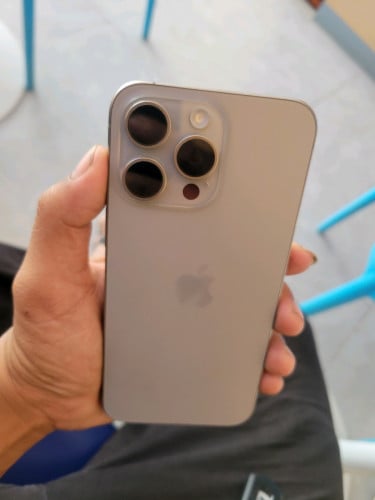 15 pro Maxសានំស៊ីងជ្រលក់ទឹកបាន