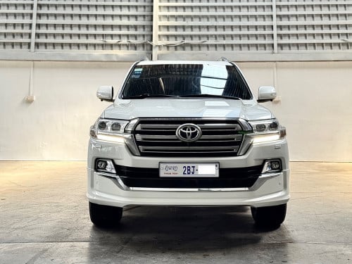 2016 LAND CRUISER GXR FULL OPTION អារ៉ាប់ V6 សាំង