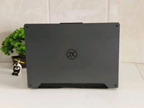 ASUS TUF F15 FX506II 98.99%