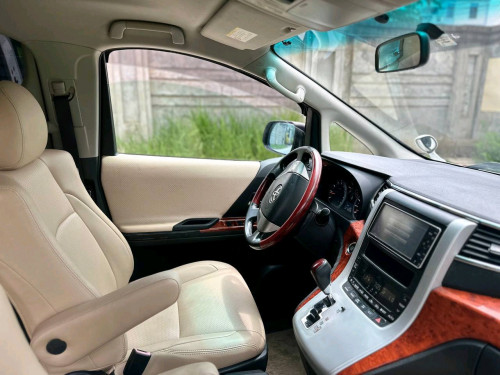 Car for rent 出租车