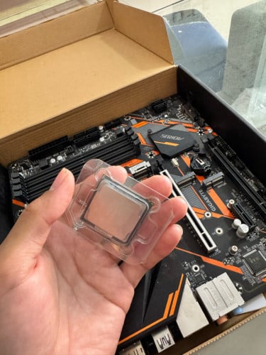 CPU intel Core i5-9400F 6Core up to 4.1GHz (used)