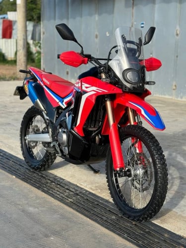 CRF250 Rally 2021 japon ម្ចាស់ដើម 5990$ ទិញ​ដាច់​ វ៉ៃ​ដូរ​ បង់រំលស់បាន