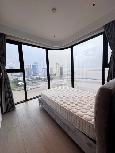 Dream room-luxury condominiums