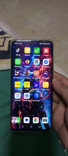 huwei p30pro ram8 128g អេក្រង់សុីន ថ្មកាន់ 36មុឺន  ក្រុមហ៊ុនសុីម2