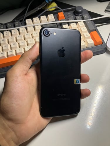 Iphone 7 128GB ស្ទើរគែម 95%