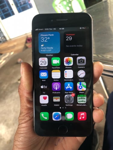 iPhone 8 64G 98% No iCloud