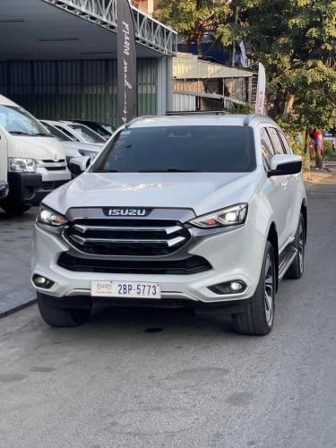 Isuzu