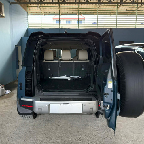 Land Rover Denfender 2020
