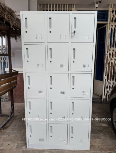 Locker 18doors
