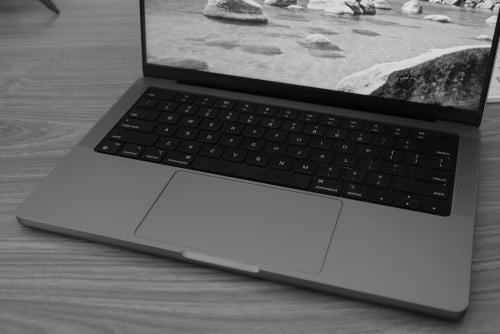 MacBook Pro M1Max 64G2T Space Gray