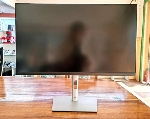 Monitor Dell P2723QE(មួយទឹក97%)ទំហំ​27" 4K