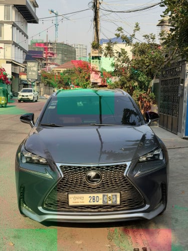 NX 200t 015 F Sport ប៉ុង2 បេតុង5 ក្នុង🍒 តំលៃល្អ 2x900$🤑 ☎️085967111