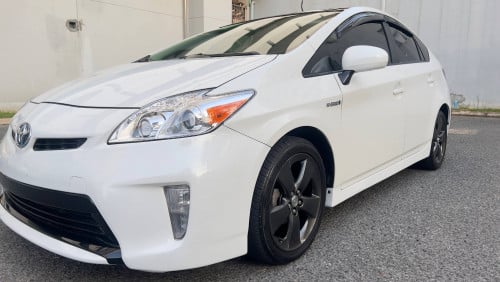 Prius 2012 Deluxe Solar ស្តុកថ្មីតម្លៃល្អ